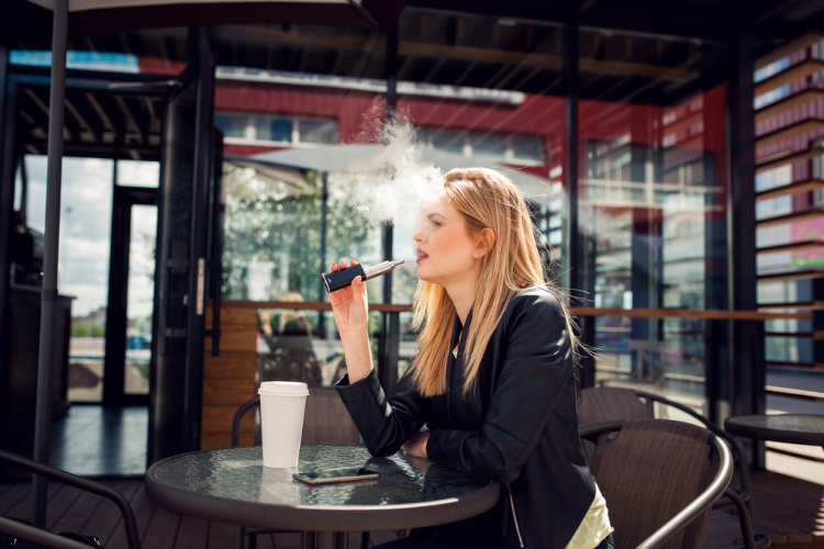 Dry Herb Vaporizers: Alles was du darüber wissen musst - Fast Buds